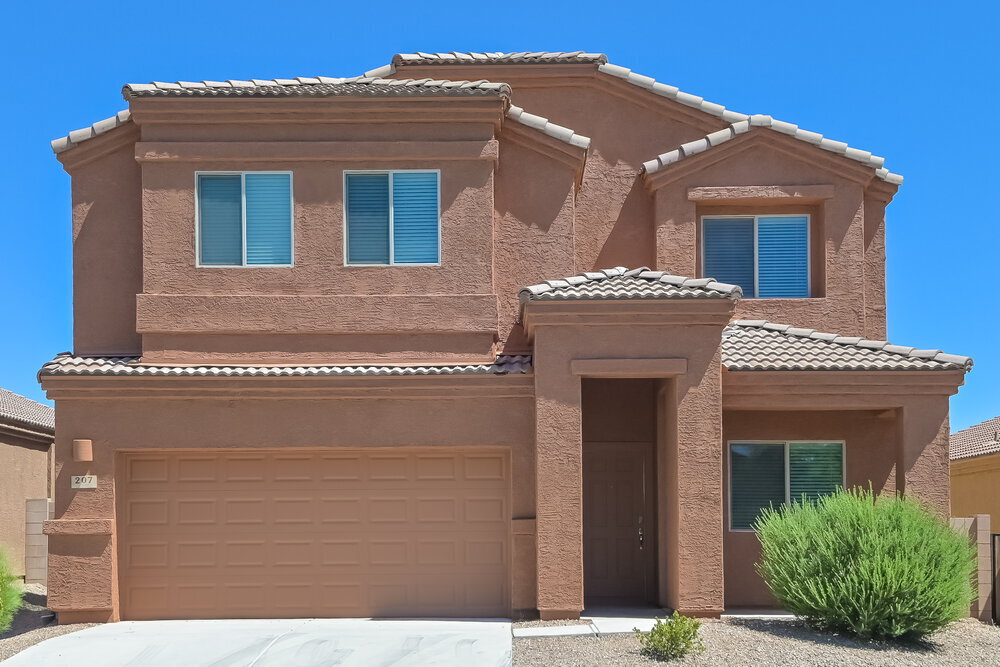 Primary Photo - 207 E Calle Vivaz