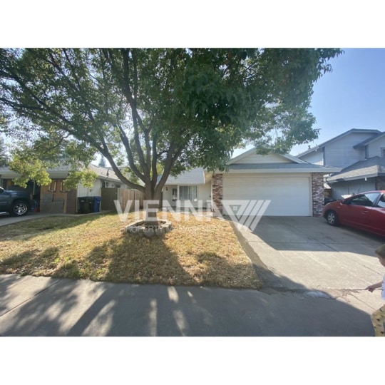 Building Photo - Cute Home in Antelope for Rent!