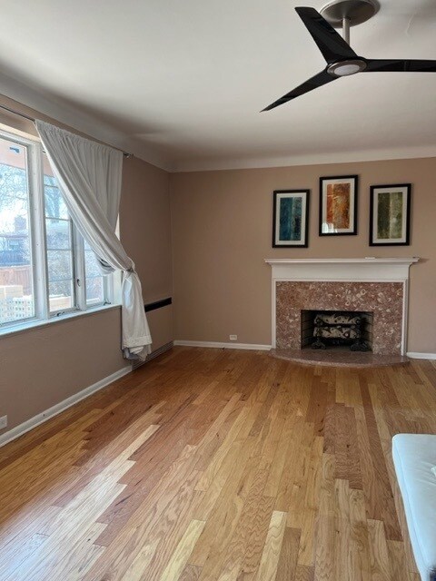 Foto del edificio - 2455 Oak St