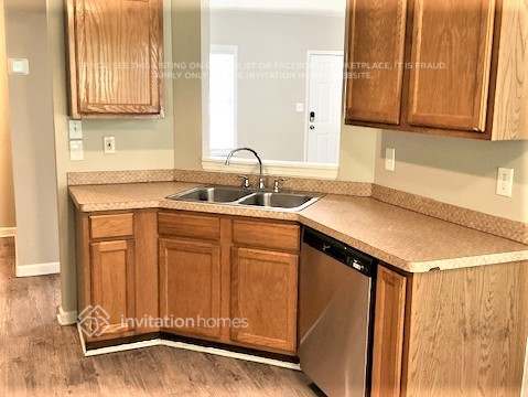 Foto del edificio - 7259 Brittany Way