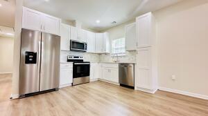 Building Photo - 1232 Dugas St