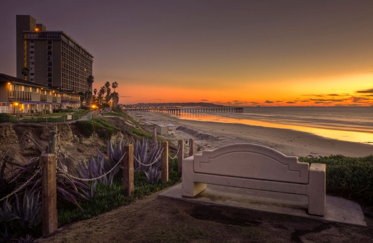 Building Photo - Remodeled 2BR Apartment in Pacific Beach w...