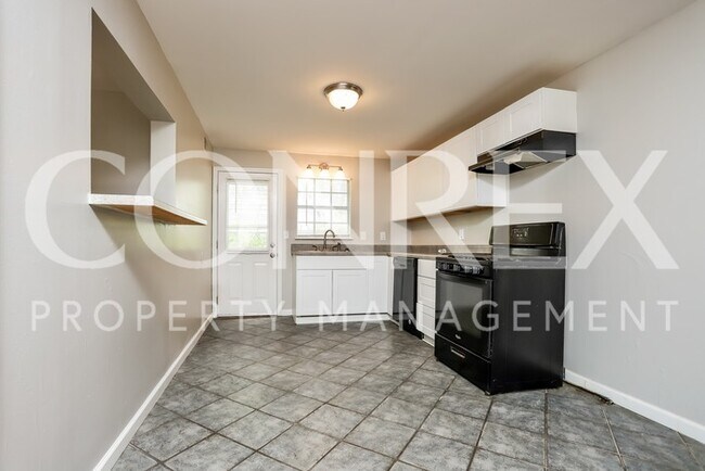 Building Photo - Updated 3 Bedroom in Florissant!