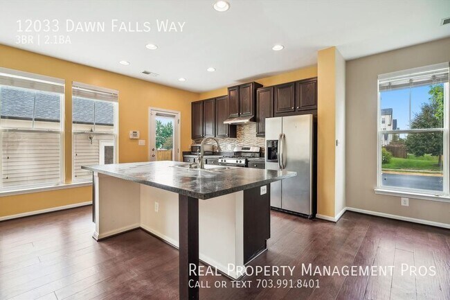 Foto del edificio - 12033 Dawn Falls Way