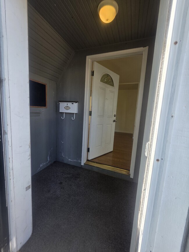 Foto del edificio - 1563-MHH1563 6th St NW