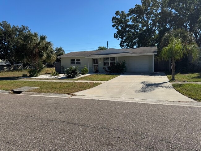 Foto del edificio - 438 80th Ave N