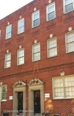 Primary Photo - 532 Pine St