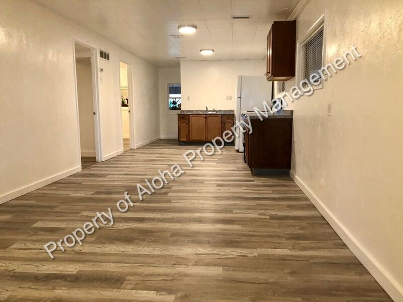 Foto principal - 4720 W. Franklin St.