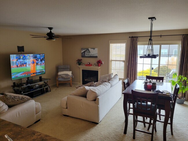 Building Photo - 3448 Stoneway Ct