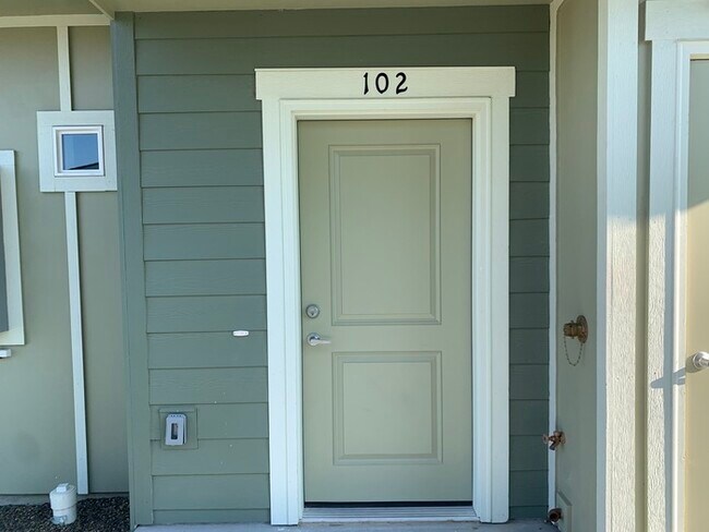 Building Photo - 2 bed 2 bath new build in Caldwell