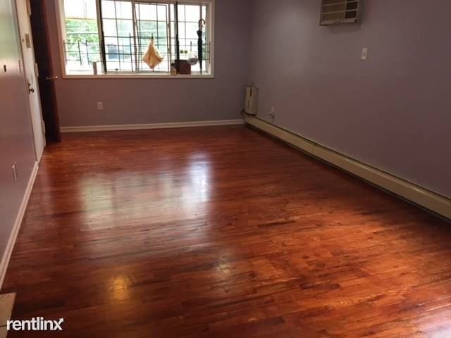 Building Photo - 3 br, 2 bath Apartment - 8117 102nd Rd