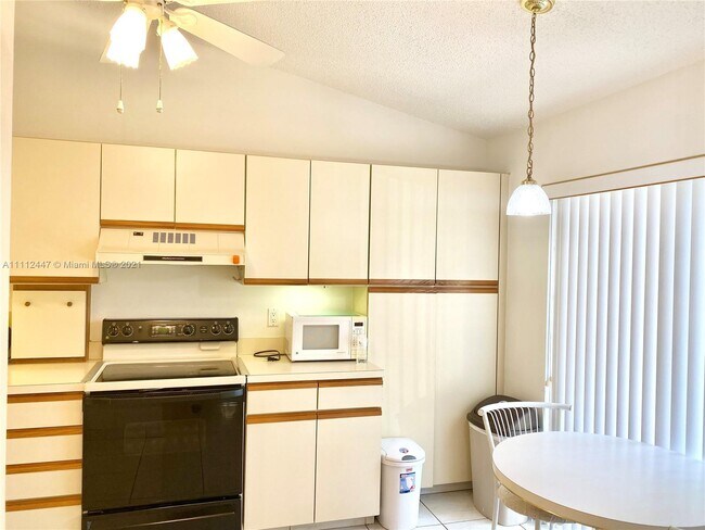 Building Photo - 8721 Boca Glades Blvd W
