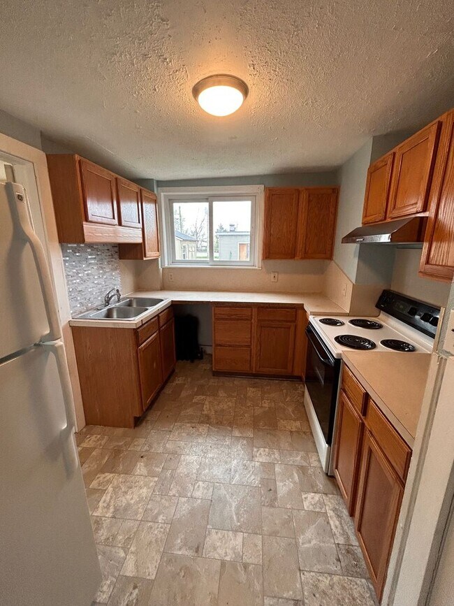 Foto del edificio - 526 E Eighth Street