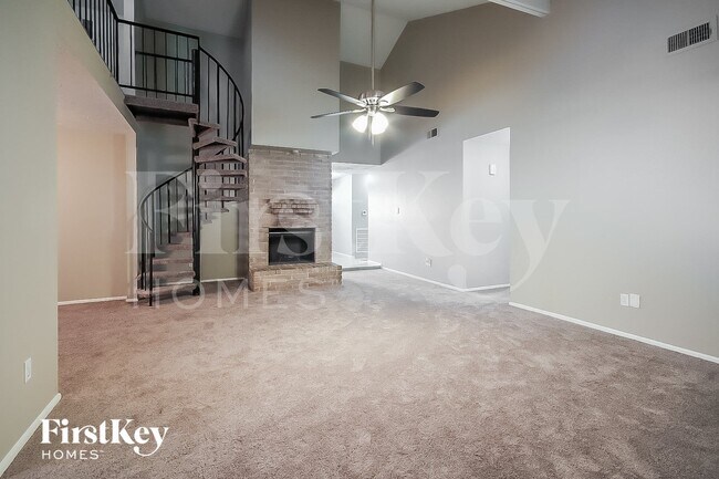 Building Photo - 1111 Harpings Way