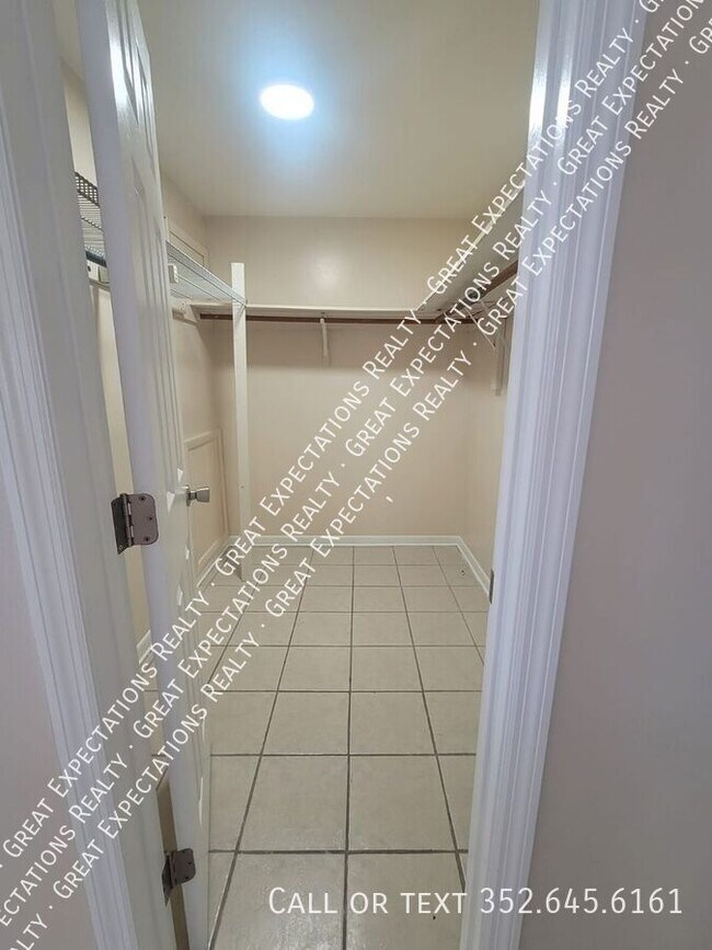Foto del edificio - 14721 SW 35th Terrace Rd