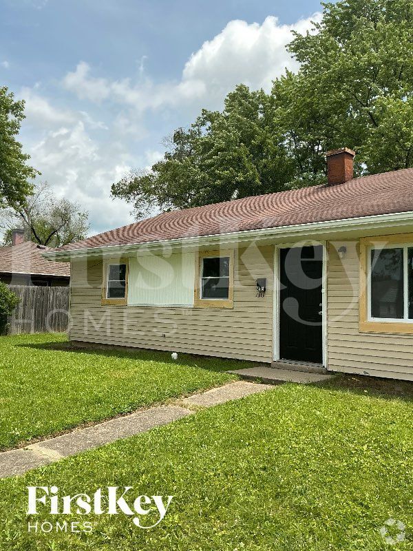 Building Photo - 4905 Barlow Dr