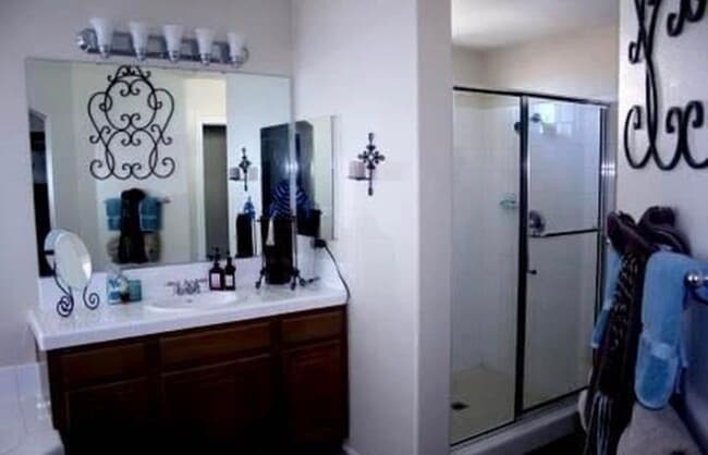 Building Photo - 27955 Alta Vista Ave