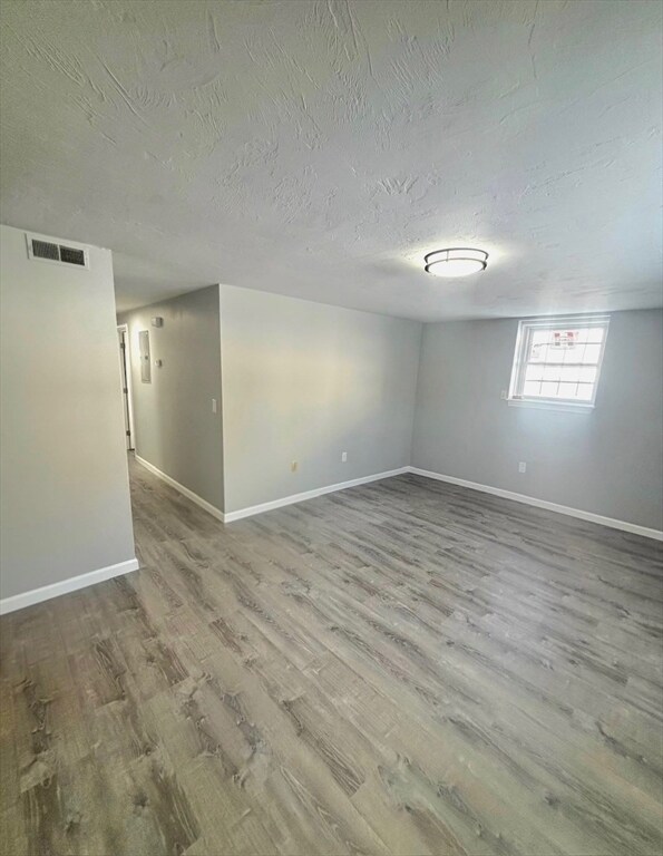 Building Photo - 94 Whitfield St