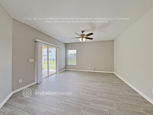 Building Photo - 10504 Lakeside Vista Dr