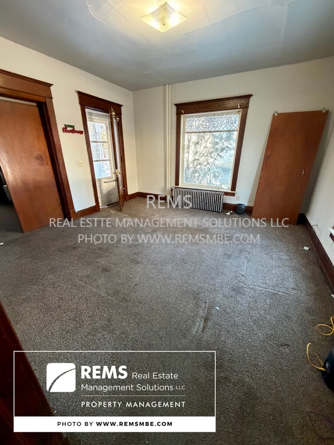 Foto del edificio - 420 N Pine St