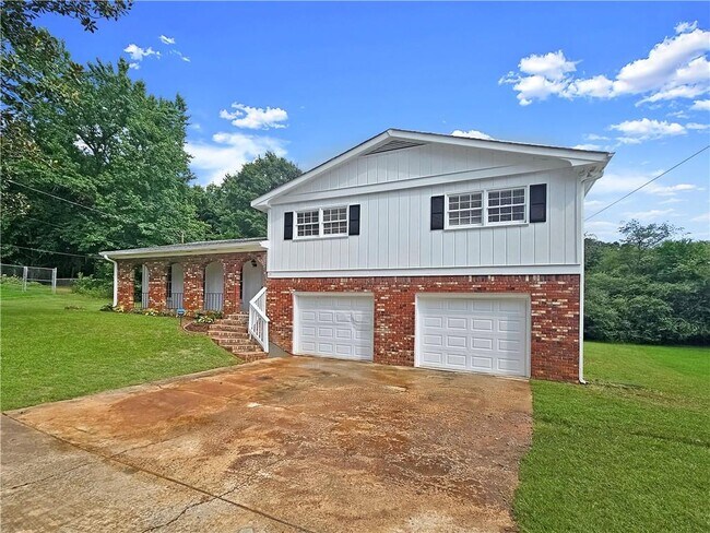 Foto del edificio - 750 Pine Lake Dr NW