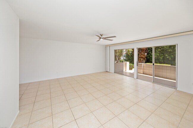 Living room - 2300 S Palm Canyon Dr