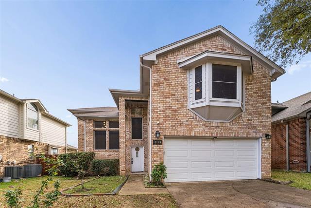 Building Photo - 2124 Newport Dr