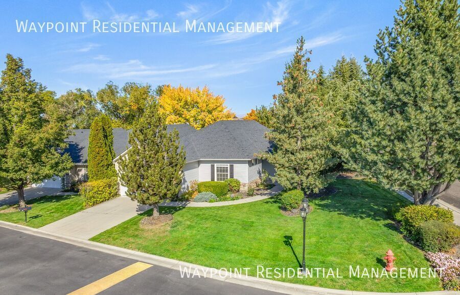 Foto principal - 9640 W Sleepy Hollow Ln