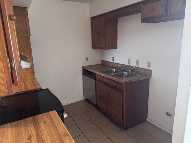 Foto del edificio - 1435 26th St NE