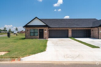 Building Photo - 8705 Cantera Dr