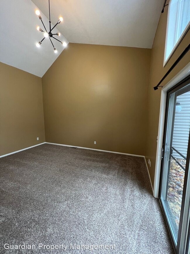 Building Photo - 2 br, 1 bath House - 629 Dorland Rd S