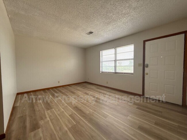 Foto del edificio - 1248 S Jackson St