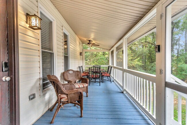 Building Photo - 4497 McLain Cir