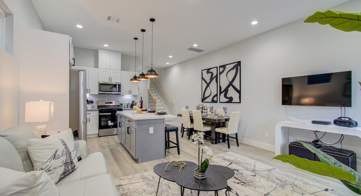 Foto principal - 2105 Sam Wilson St
