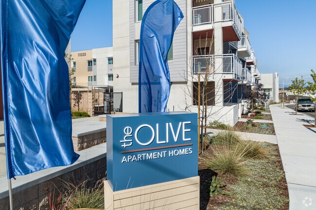 Signage - The Olive