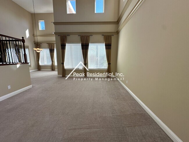 Foto del edificio - Spacious El Dorado Hills 4bd/3ba Home with...