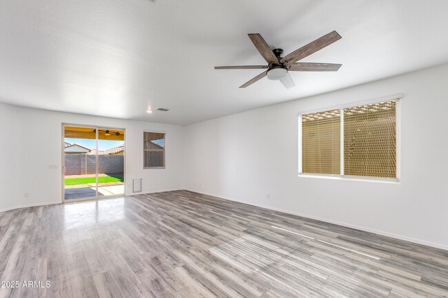 Foto del edificio - 26753 N 175th Dr