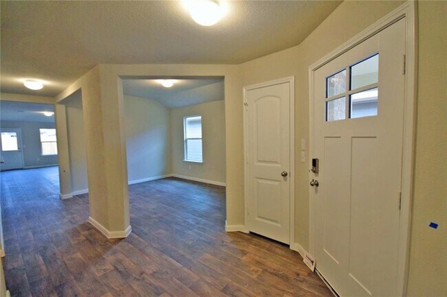 Foto del edificio - 209 Seaholm Ln