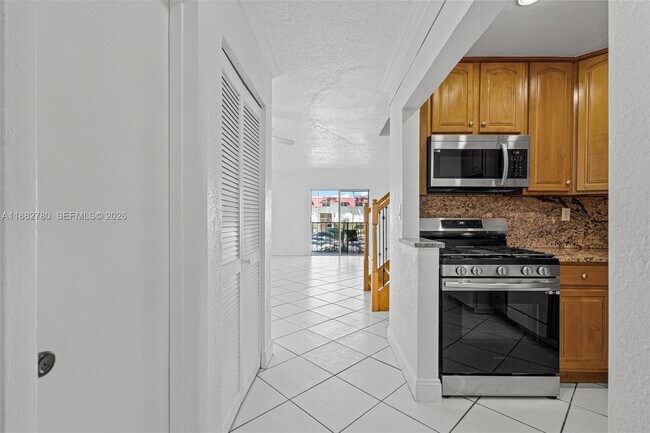 Foto del edificio - 8650 SW 67th Ave