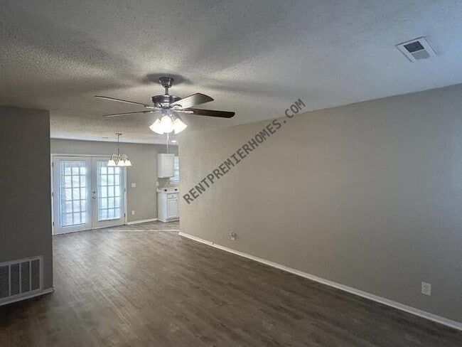 Building Photo - 2708 S 136th E Ave