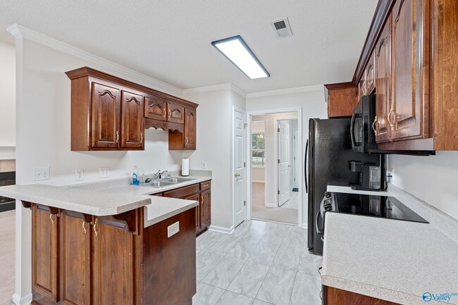 Foto del edificio - 100 Ellacott Dr