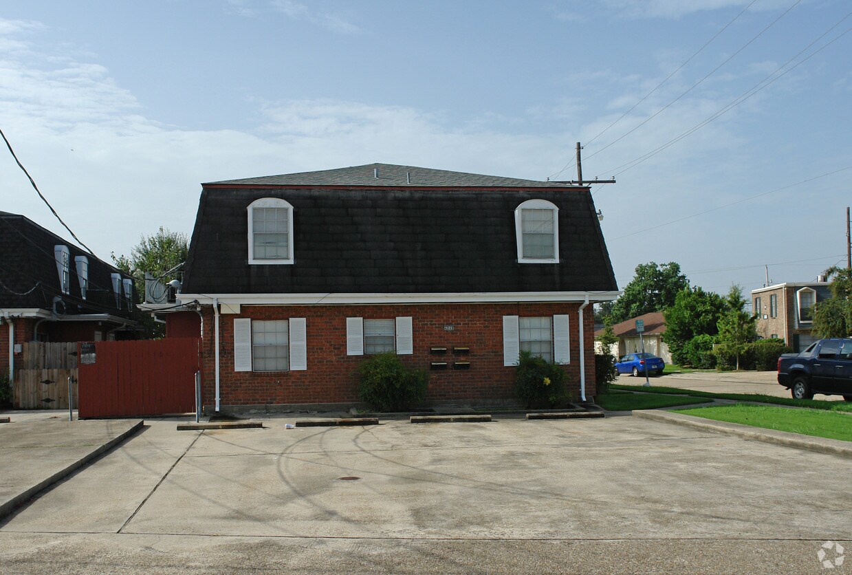 Foto del edificio - 4852 Quincy St