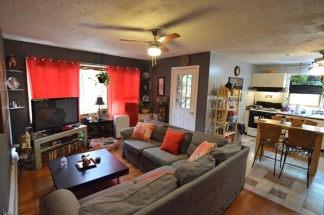 Foto del edificio - 59 Monadnock St