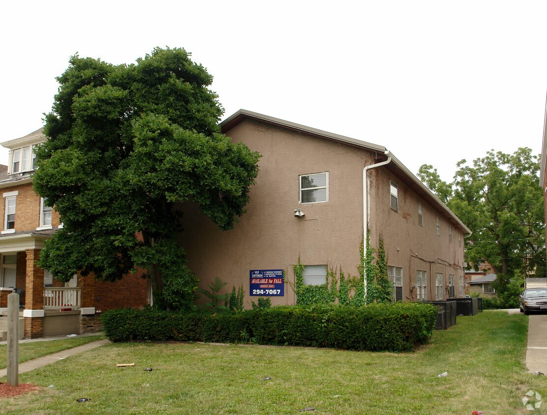 Primary Photo - 152 Chittenden Ave