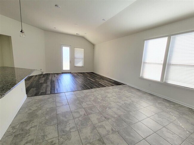 Building Photo - 25503 Reign Wayman Ct
