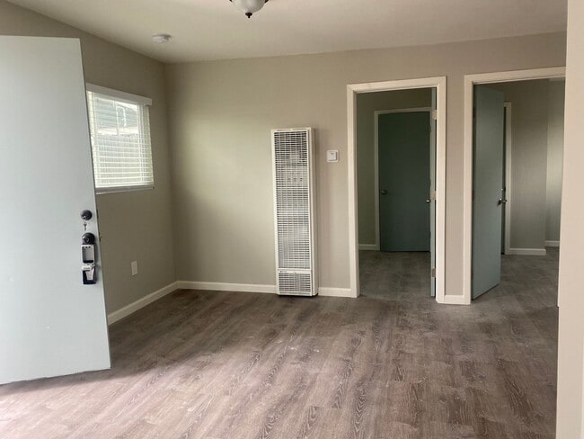 Building Photo - $500 Move-In Incentive - Move-In Today!