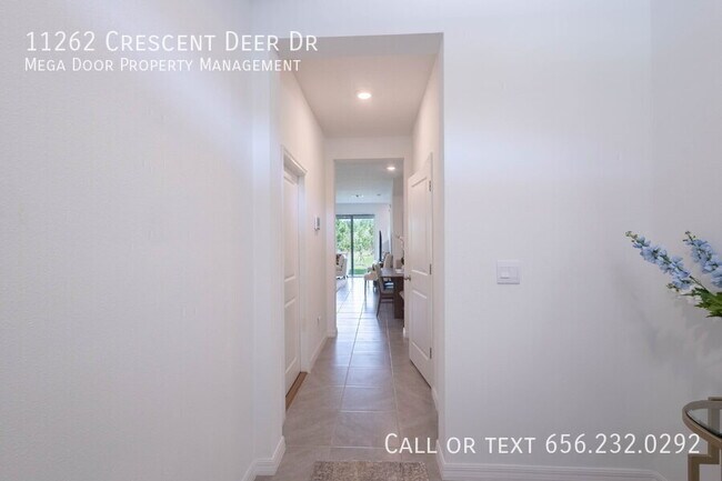 Foto del edificio - 11262 Crescent Deer Dr