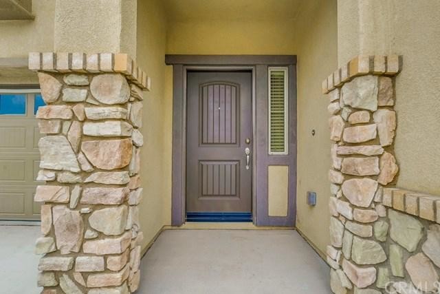 Building Photo - 4 bedroom in Fontana CA 92336