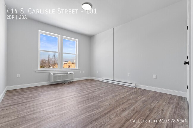 Foto del edificio - 414 S Carlisle St