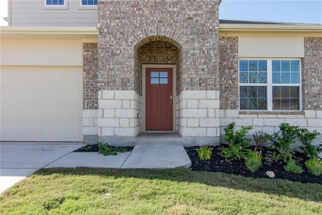 Foto del edificio - 6713 Loretta White Ln